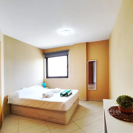 Precioso Apartamento Con Piscina דירה